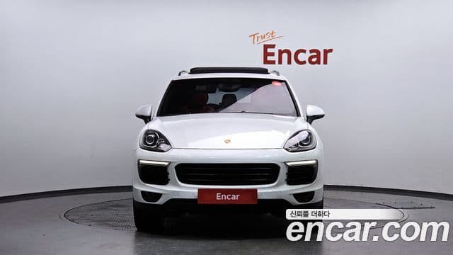 Porsche New Cayenne 3