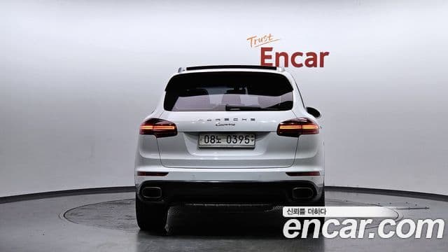 Porsche New Cayenne 4