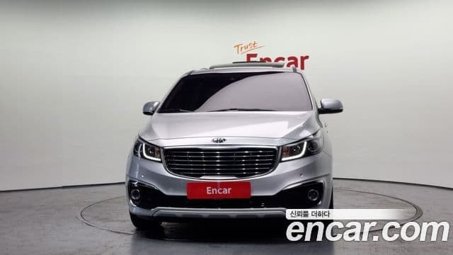 Kia All New Carnival 3