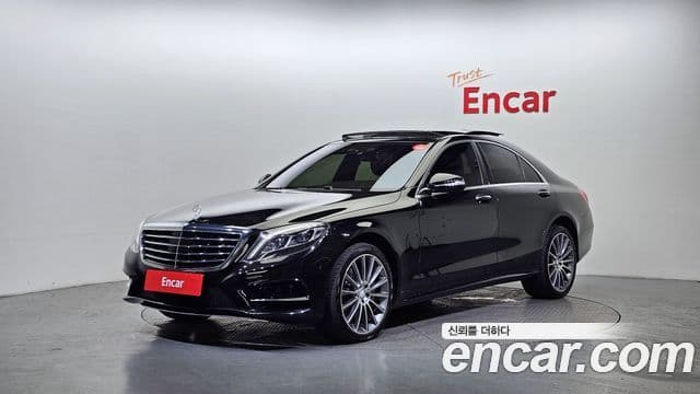 Mercedes-Benz S-Class W222