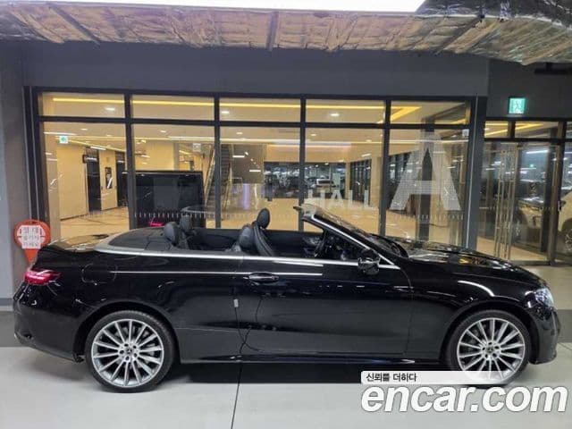 Mercedes-Benz E-Class W213 4