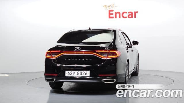 Hyundai Grandeur IG Hybrid 4