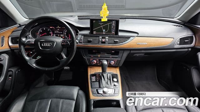 Audi New A6 4
