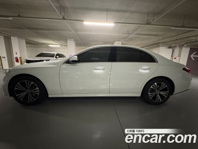 Mercedes-Benz E-Class W214 2