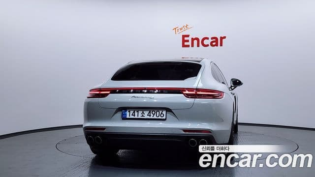 Porsche Panamera (971) 4
