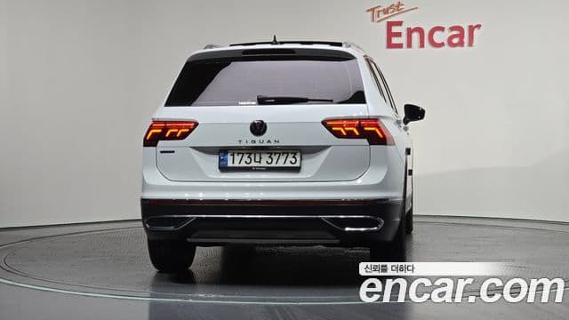Volkswagen Tiguan Allspace 4