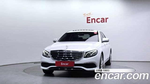 Mercedes-Benz E-Class W213 2