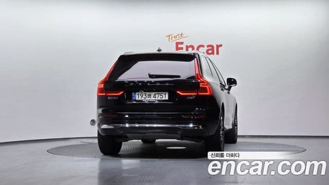 Volvo XC60 2nd Gen 4