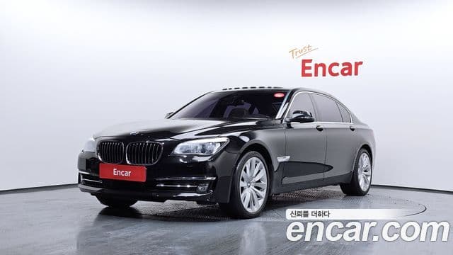 BMW 7 Series (F01)