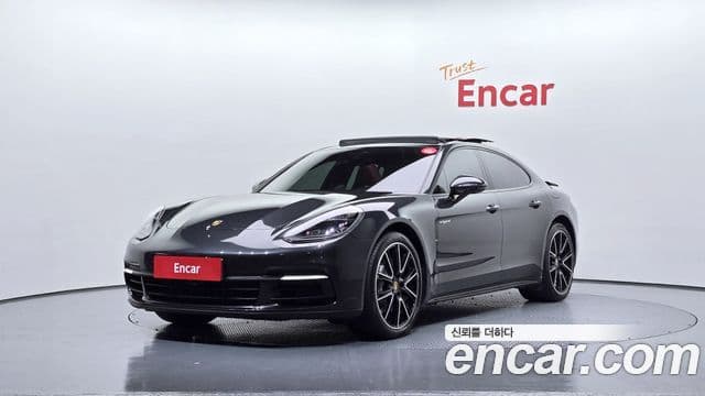 Porsche Panamera (971) 1