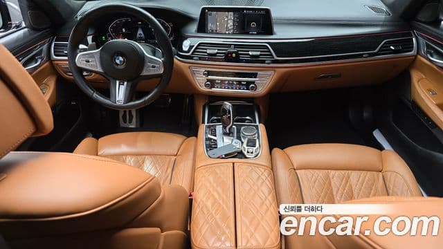 BMW 7 Series (G11) 4