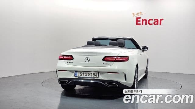 Mercedes-Benz E-Class W213 4