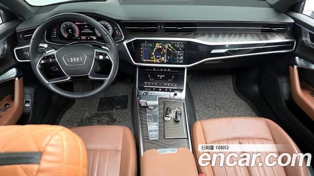 Audi A6 (C8) 4