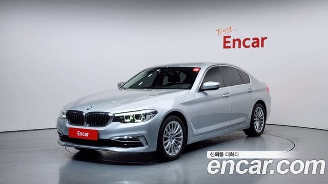 BMW 5 Series (G30)