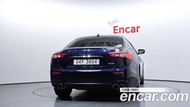 Maserati Ghibli 4