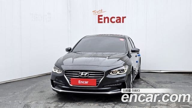 Hyundai Grandeur IG 3