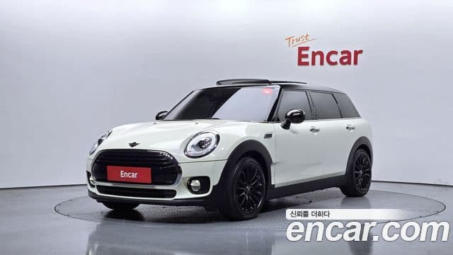 MINI Cooper Clubman 1