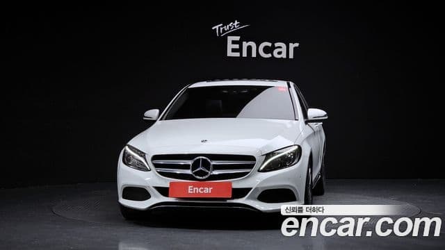 Mercedes-Benz C-Class W205 3