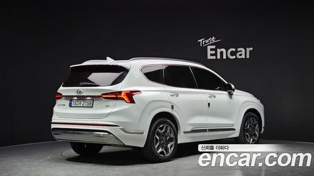 Hyundai The New Santa Fe 2