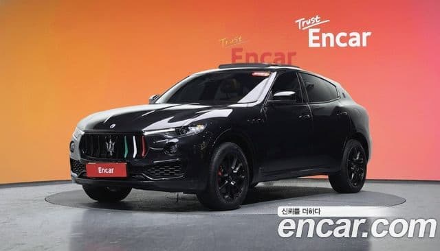 Maserati Levante 1