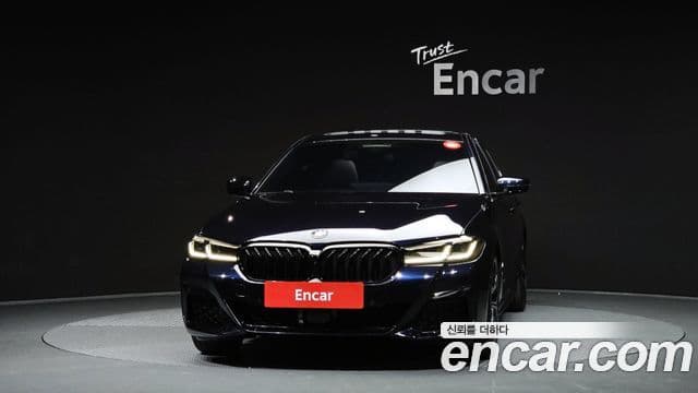 BMW 5 Series (G30) 2