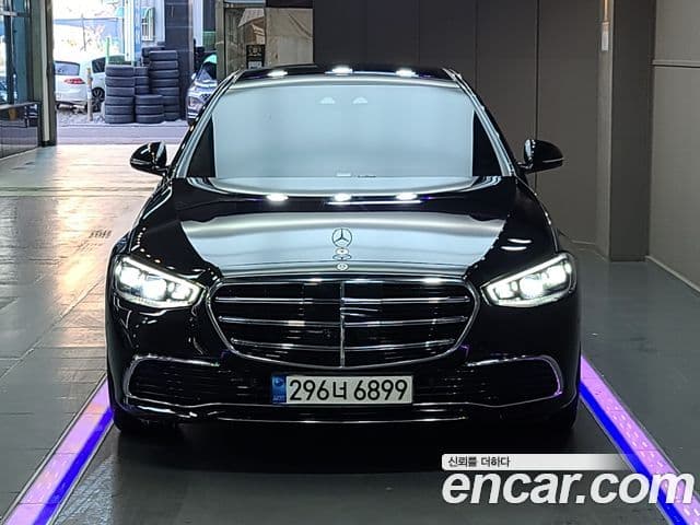 Mercedes-Benz S-Class W223 2
