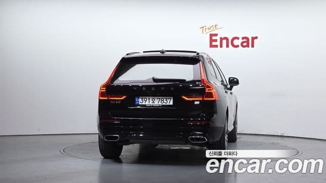 Volvo XC60 2nd Gen 3