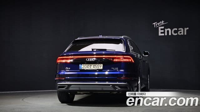 Audi Q8 (4M) 3