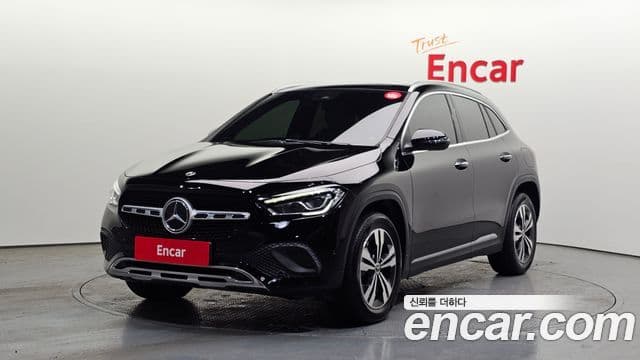 Mercedes-Benz GLA-Class H247 1