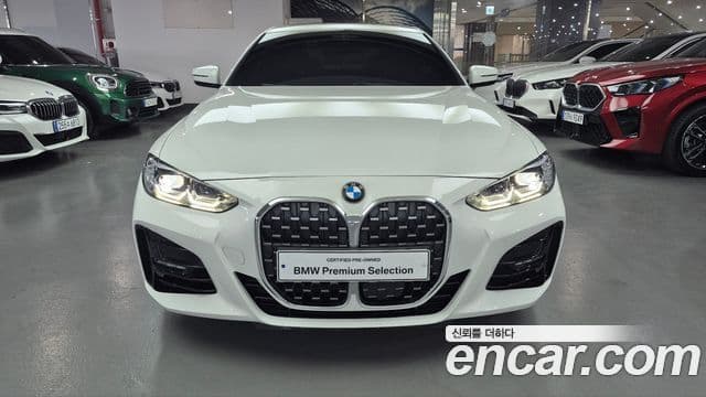 BMW 4 Series (G22) 2