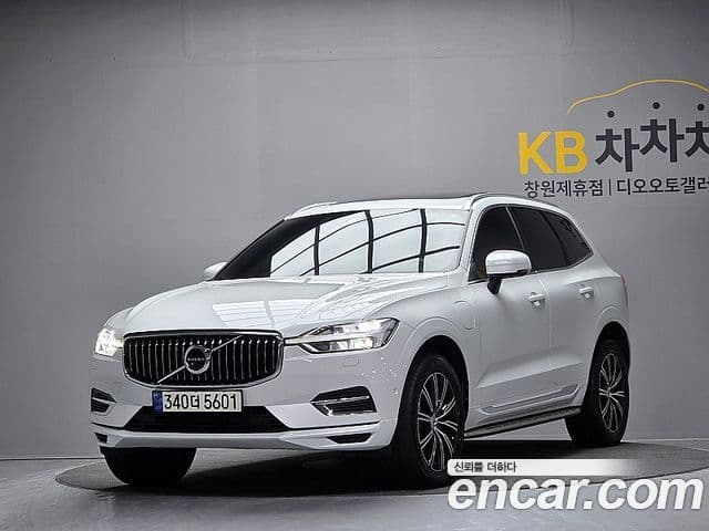 Volvo XC60 2nd Gen — 1