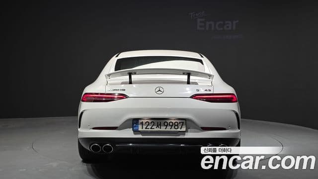 Mercedes-Benz AMG GT 4