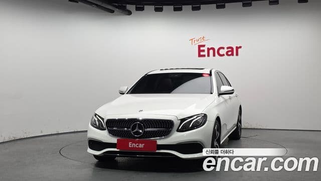 Mercedes-Benz E-Class W213 3