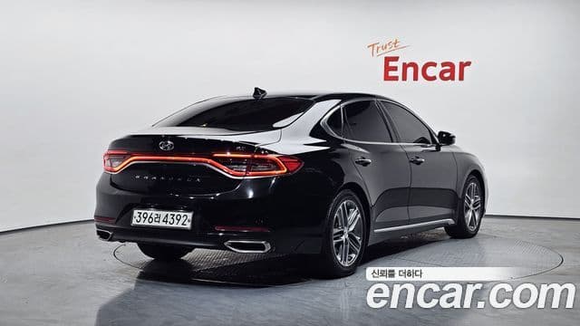 Hyundai Grandeur IG 2