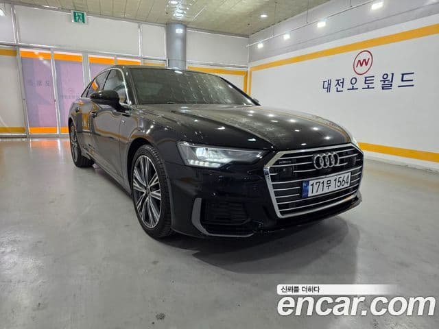 Audi A6 (C8) 4
