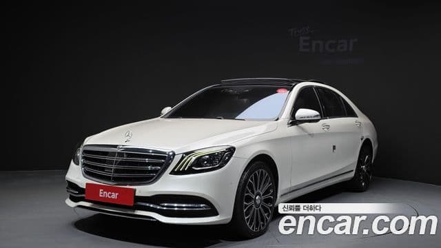 Mercedes-Benz S-Class W222