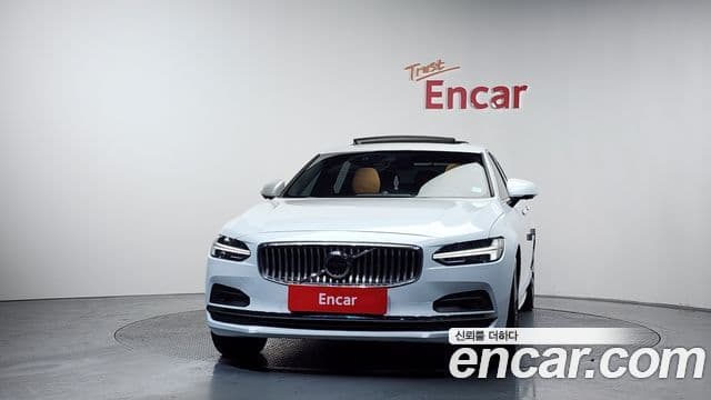 Volvo S90 3