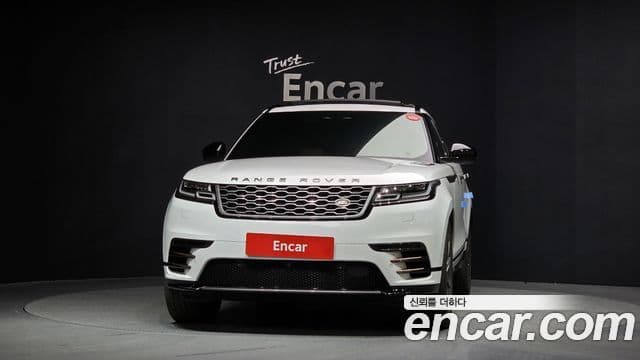 Land Rover Range Rover Velar 3