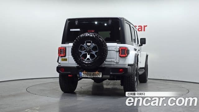 Jeep Wrangler (JL) 3