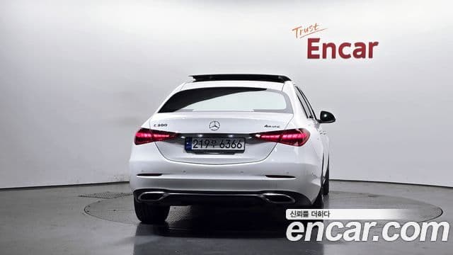 Mercedes-Benz C-Class W206 4
