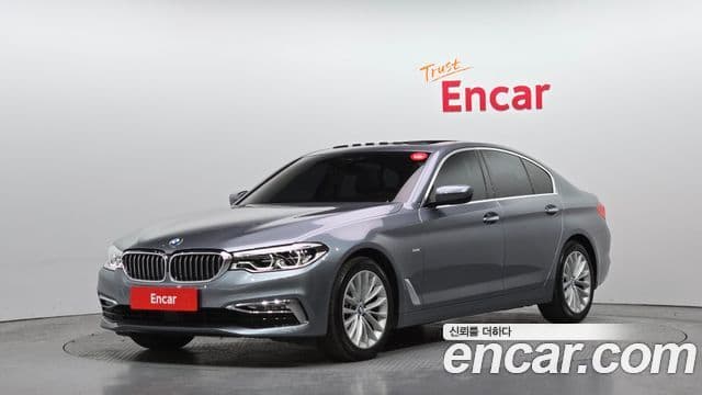 BMW 5 Series (G30)