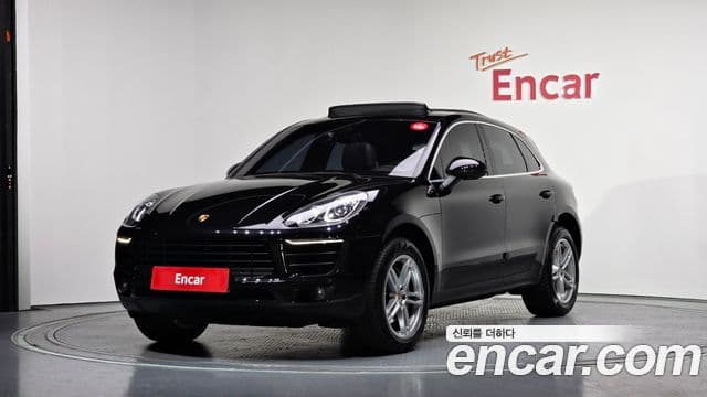 Porsche Macan 1