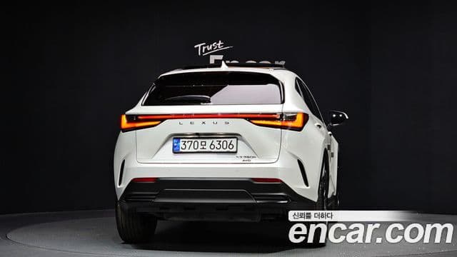Lexus NX350h 2nd Gen 4