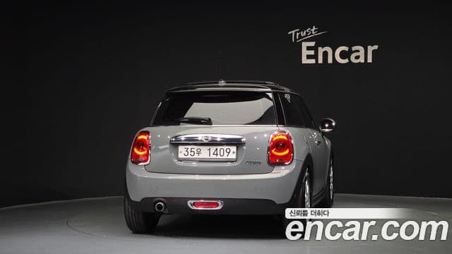 MINI Cooper 4