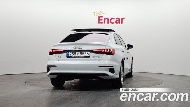 Audi A3 (8Y) 3