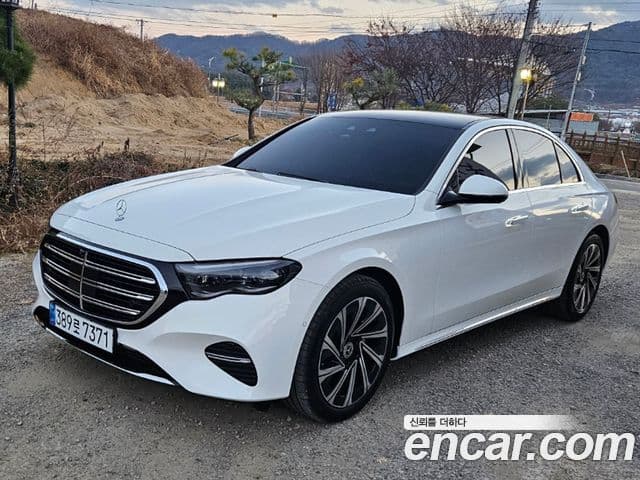 Mercedes-Benz E-Class W214 3