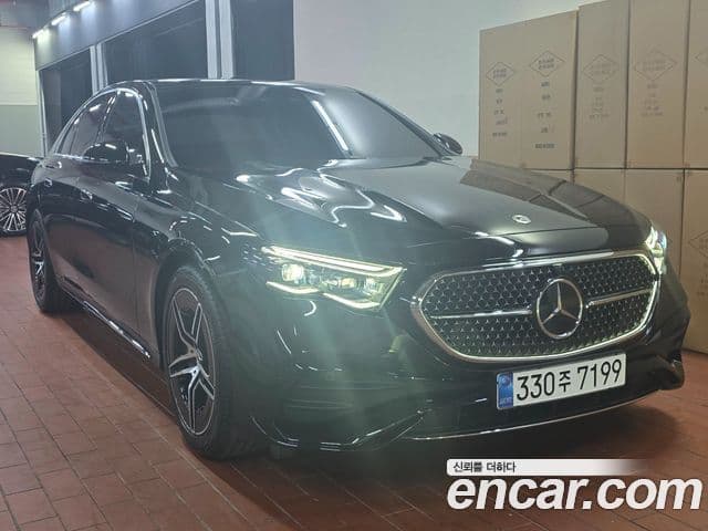 Mercedes-Benz E-Class W214 3