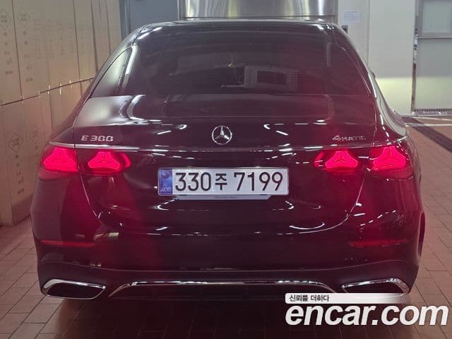 Mercedes-Benz E-Class W214 4