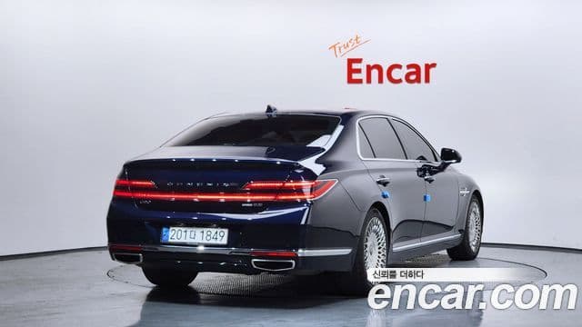 Genesis G90 2