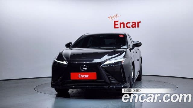 Lexus RZ450e 3